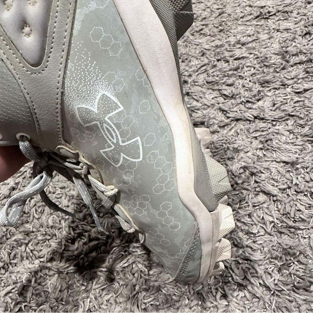 3/$15 Under Armour Harper 8 Low ST Baseball Cleats Light Gray Silver Shimmer - Picture 6 of 6